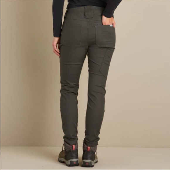 Duluth Trading Co Pants - Duluth Trading Co. Curve Setter waist Work pants